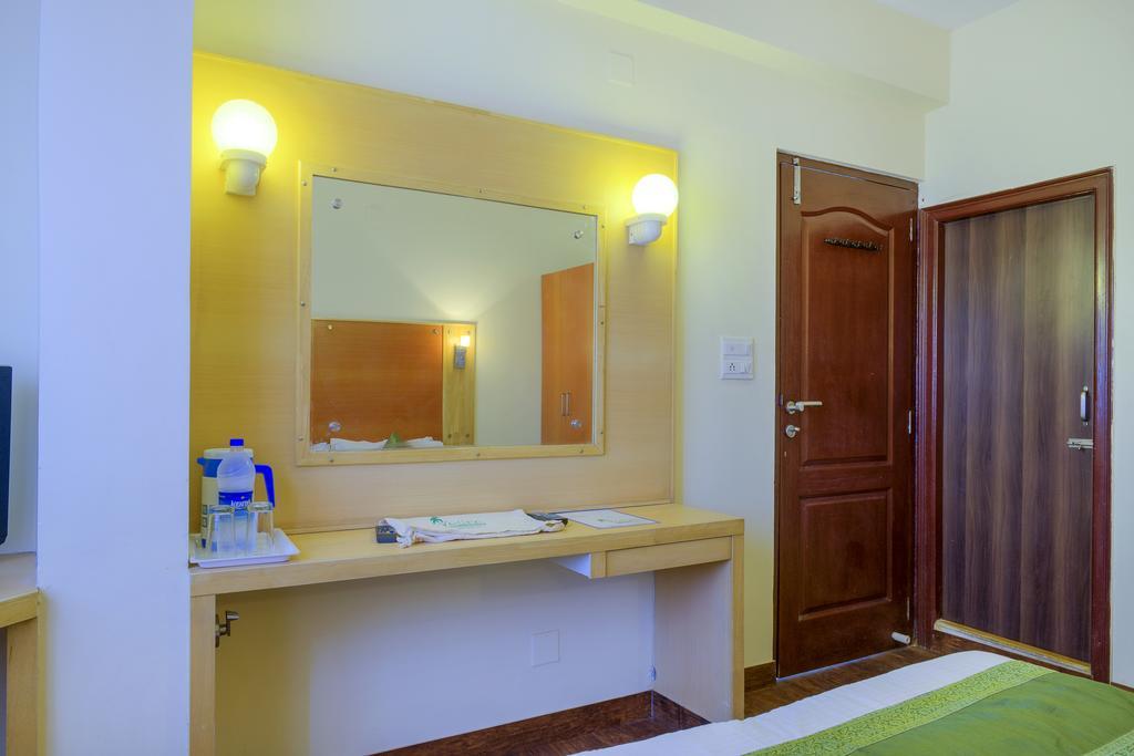 Vatika Hotel 3*
